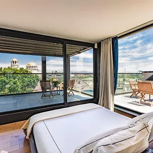 https://sense.sofiahotelsbg.com